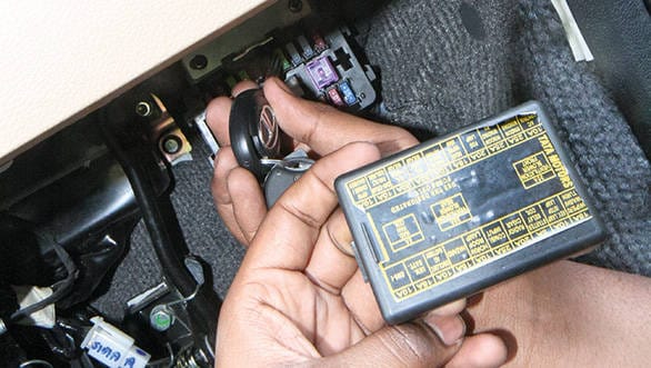 The Venture comes with two extra fuses