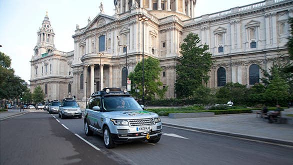 The Range Rover Hybrid Silk Trail 2013 RR_Hybrid_Silk_Trail_Update1_280813_02