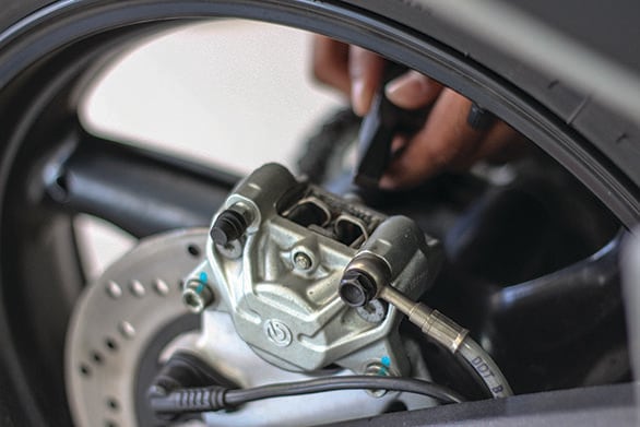 Living with the Superbike: Ducati Monster 795 in India IMG_2035