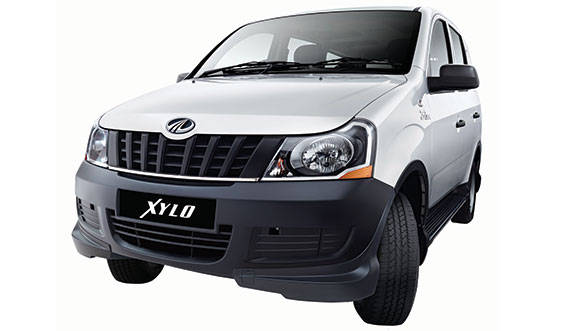 Mahindra Xylo D2 MAXX 9 seater launched in India at Rs 7.12 lakh Mahindra-XYLO-D2-black-colour-bumper_-TYRE-TURN_Black-Mirror