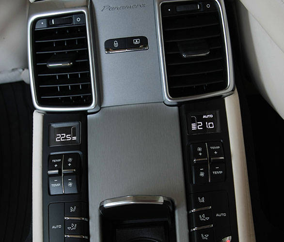 Four-zone climate control and a spacious rear make this a proper luxury car