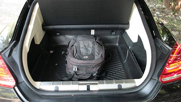 445 litres boot offers plenty of luggage space