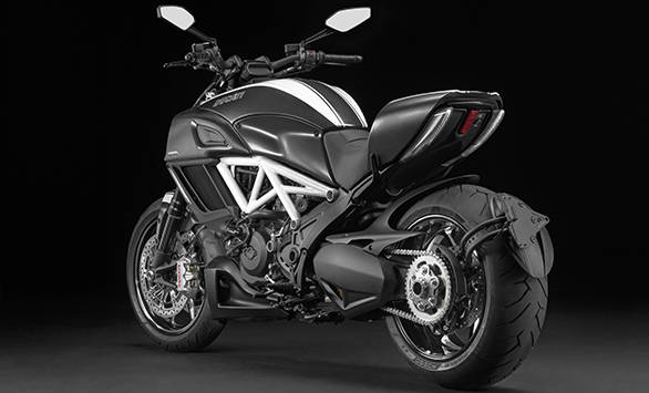 5-Diavel 005