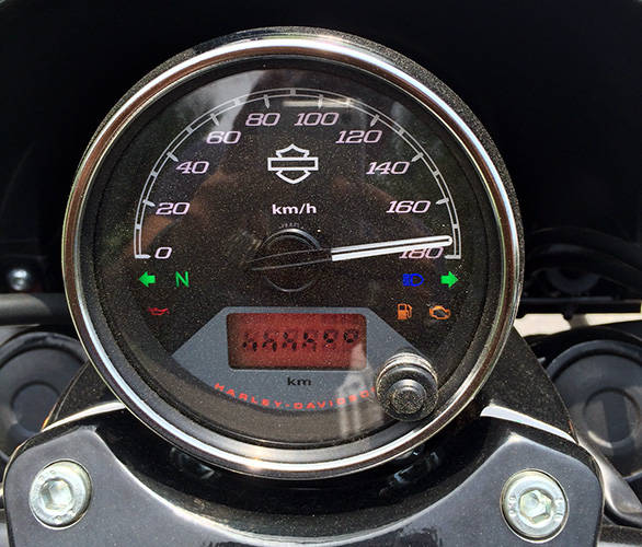 Harley-Davidson-Street-750-(3)
