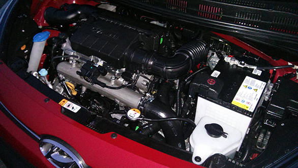Hyundai-Xcent-(4)
