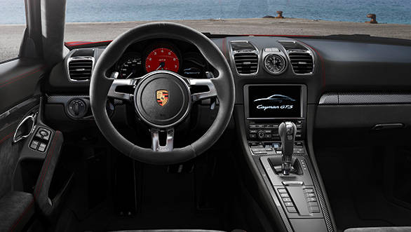 Porsche-Cayman-GTS-2