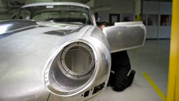 Jaguar Lightweight E-Type 1