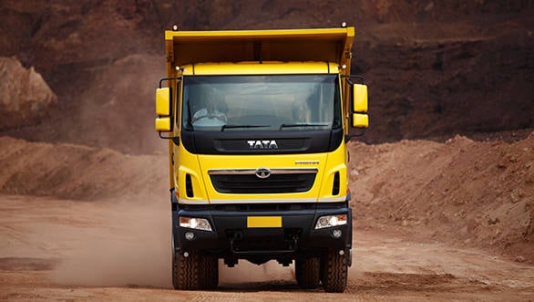 TATA-PRIMA-2528-1974