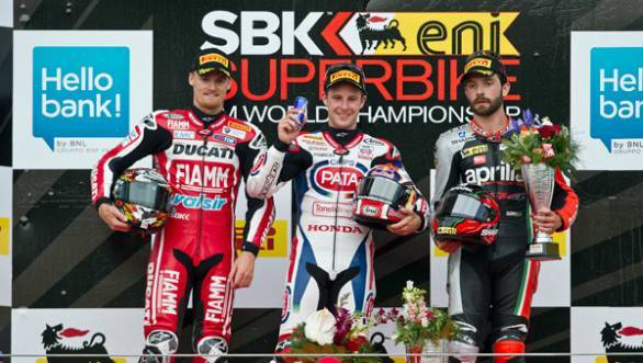 Jonathan Rea takes a double at Imola