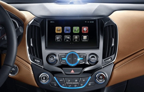 2015-Chevrolet-Cruze-Sedan-4