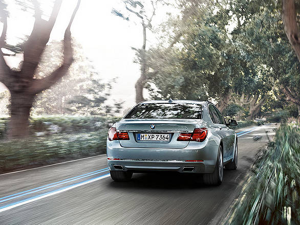 BMW-7-Series-ActiveHybrid-Wallpaper-03-1600x1200