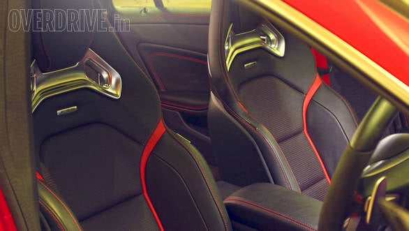 Mercedes-Benz CLA 45 AMG (7)