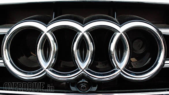 S-Class vs A8L (3)