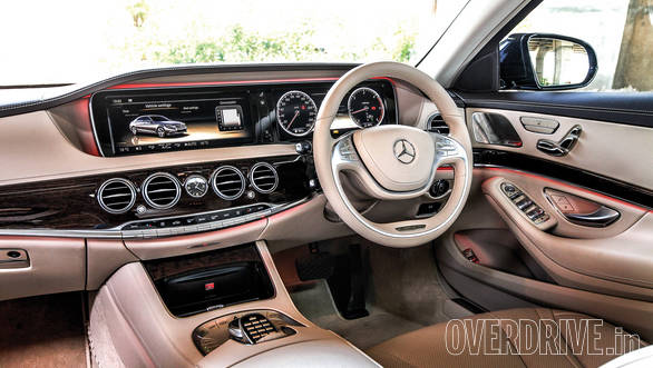 S-Class vs A8L (8)