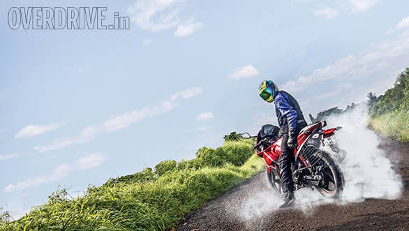 Hero Karizma ZMR (3)