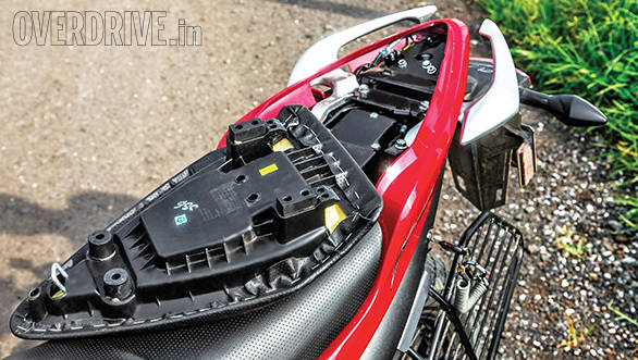 Hero Karizma ZMR (6)