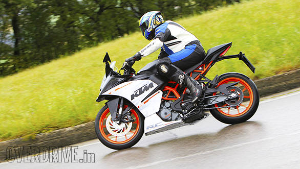 KTM RC 390 racetrack (1)