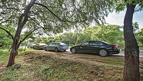 Audi A8 L vs BMW ActiveHybrid 7L vs Jaguar XJ L vs Mercedes-Benz S350 CDI 5