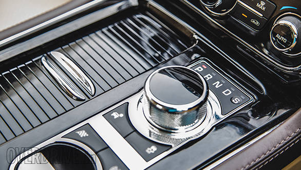 Jaguar XJ L controls
