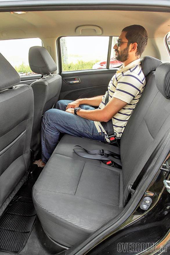 2014 Hyundai Elite i20 comparo (13)