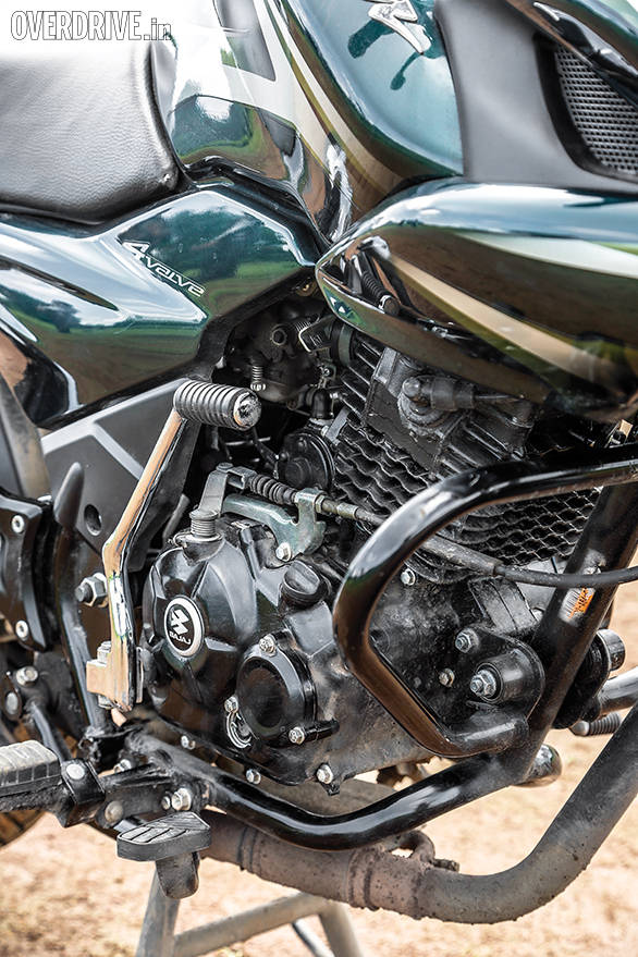 Suzuki Gixxer comparo (16)