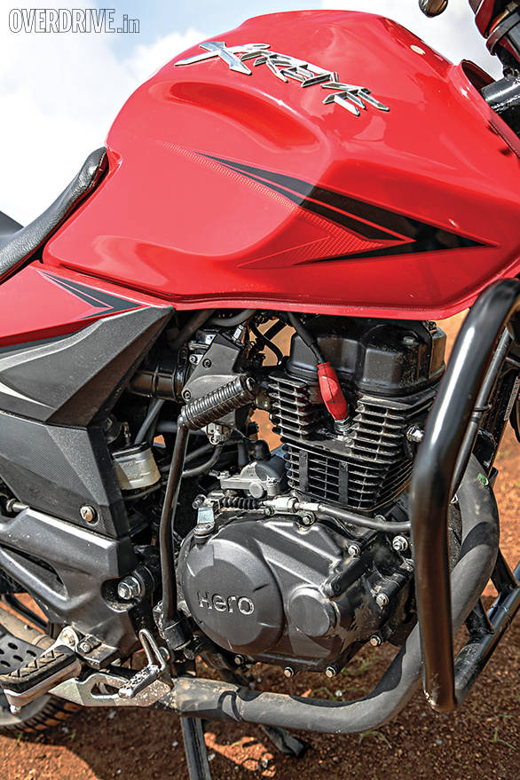 Suzuki Gixxer comparo (8)