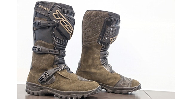 TCX オフロードブーツ　TRACK EVO WATERPROOF Boots Product review: TCX Track Evo WP boot - Overdrive
