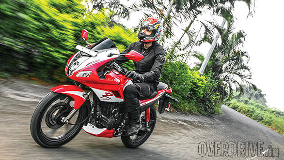 Riding the tuned Hero Karizma R from Fortpoint Racing Tuned Karizma R (3)