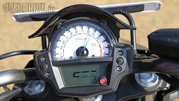 Ana-digi dials offer basic information but we'd have liked a gear position indicator