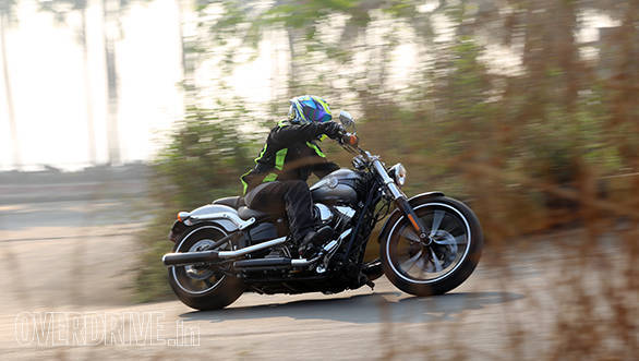 Cornering the Breakout is hard work. The long wheelbase and the gigantic rear tyre make the motorcycle want to basically go straight on. And when you do get it turned, lean angle is quite limited. Then again, the Breakout was inspired from drag racing bikes