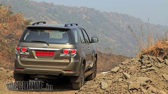 2015 Toyota Fortuner 3.0l 4x4 automatic (9)