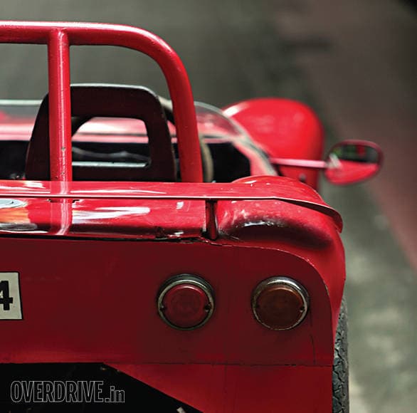 qmarri247-250_Page_3_Image_0003