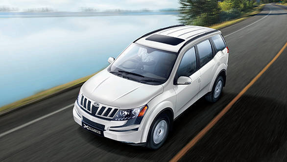 Mahindra XUV5OO-Image-Option02