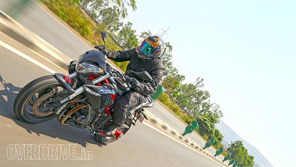 Benelli TNT 899 (9)