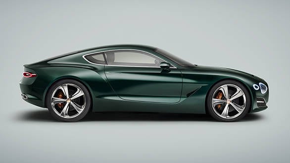 The shapes and lines of EXP 10 Speed 6 represent a dynamic sculpture, creating harmony between sharp lines and flowing surfaces and using twisted surfaces to imply speed