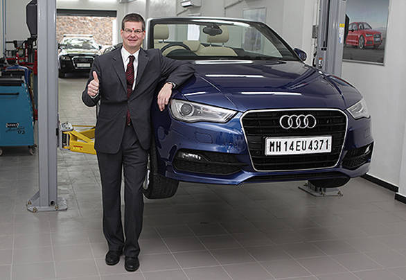 Mr._Ulli_Seyfferth,_Head_of_Technical_Service,_AUDI_AG_at_Audi_TSC