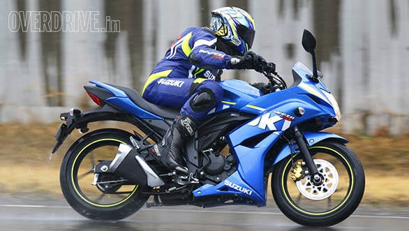Suzuki Gixxer SF (11)