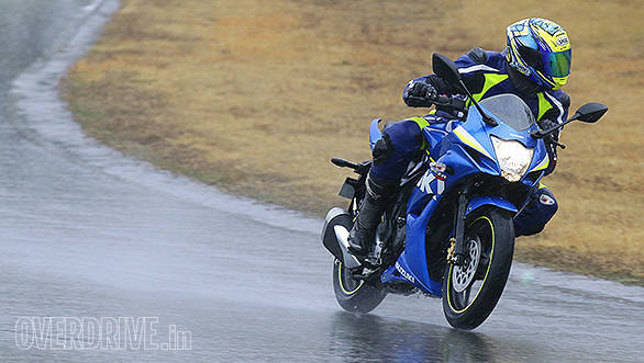 Suzuki Gixxer SF (13)