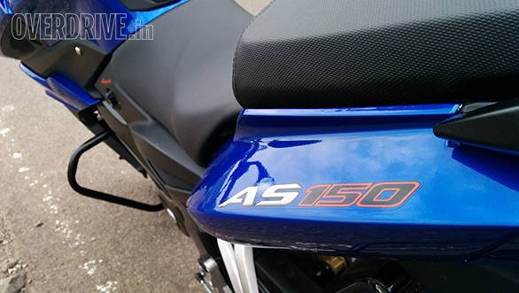 Bajaj Pulsar AS150 (2)