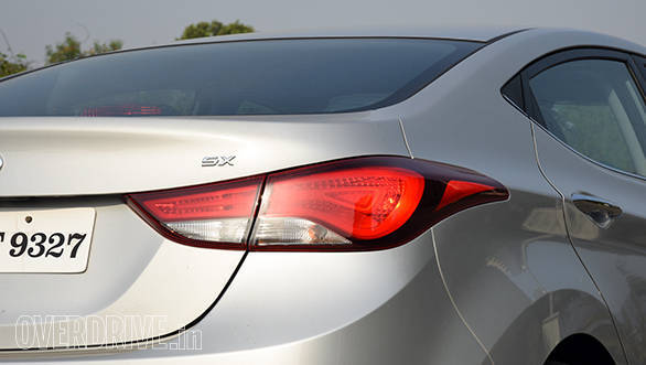 Hyundai Elantra 2015 (6)