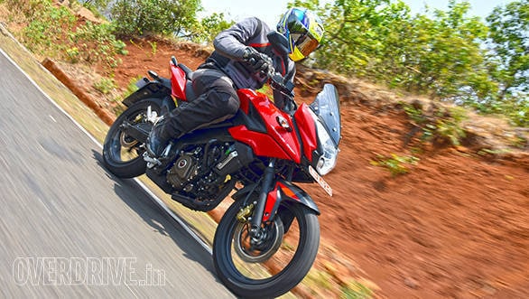 Pulsar AS200 (4)