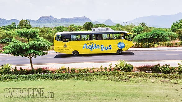 Amphicoach GTS-1 Aqua Bus (1)