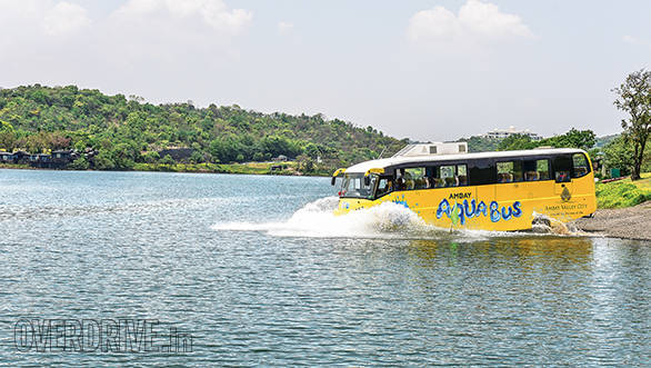 Amphicoach GTS-1 Aqua Bus (3)