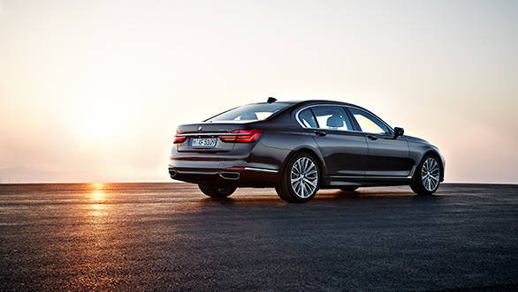 2016 BMW 7 Series unveiled BMW 7 Series 2016 (3)