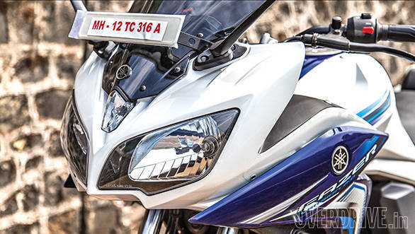 Suzuki Gixxer SF vs Yamaha Fazer Fi (5)