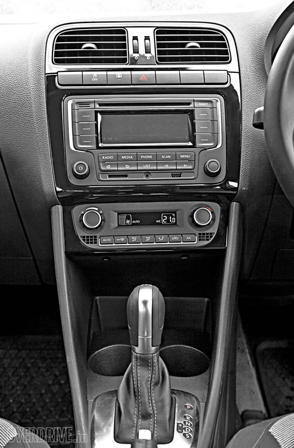 The Volkswagen Polo GT twins at the Shivneri Fort in Maharashtra Volkswagen Polo advertorial (17)