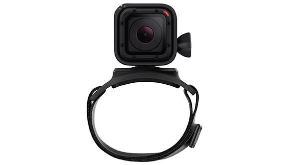 The strap mount for the new Hero4 goes well with the minimalist look and is a lot more wearable