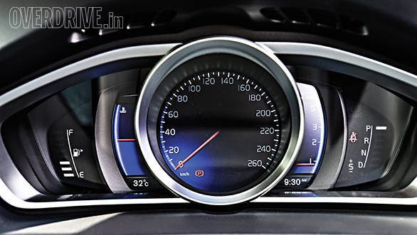 Volvo V40 diesel (6)