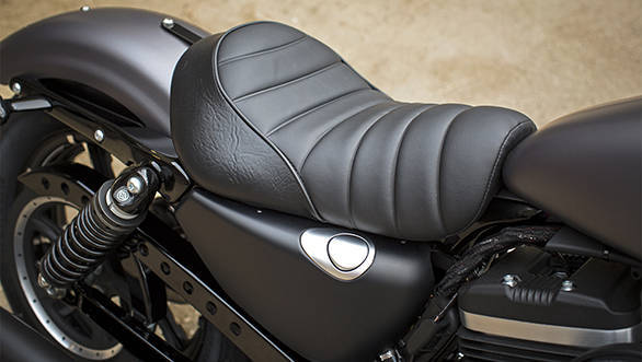 2016 Harley Davidson 883  (18)