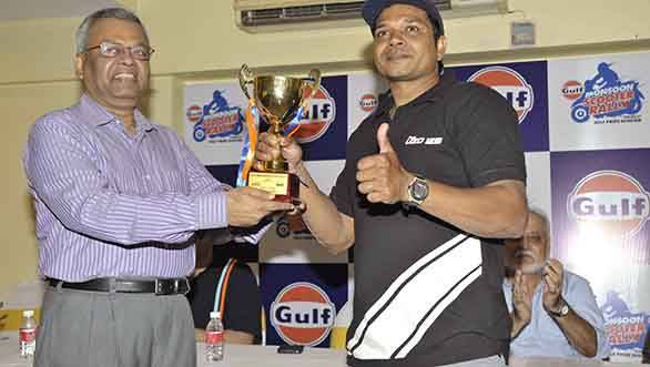 Commissioner of Police Navi Mumbai, Shri Prabhat Ranjan with Winner Shamim Khan (1)